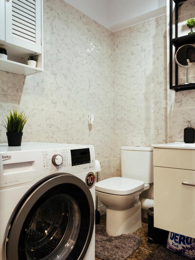 Cozy Special Pallady Apartament With Garden & Courtyard Bucarest Extérieur photo