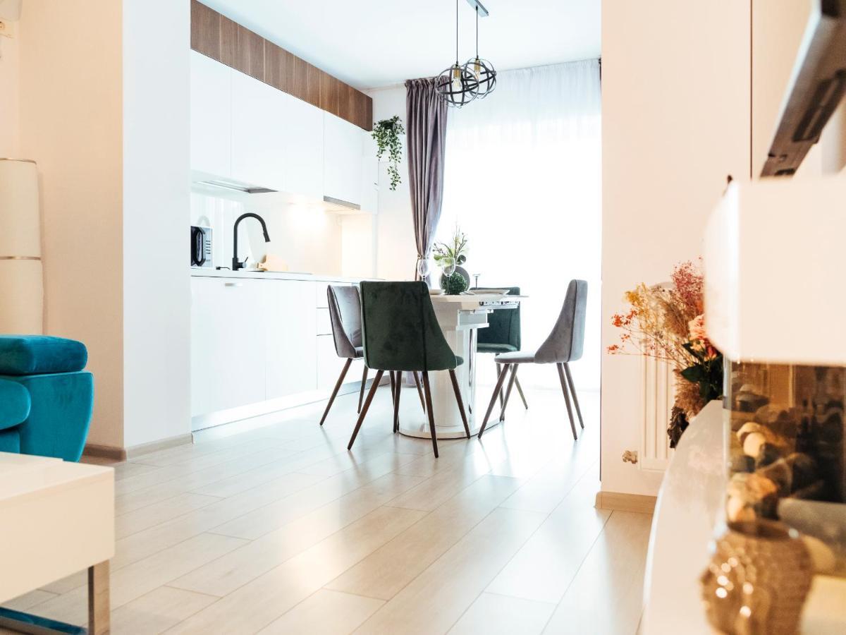 Cozy Special Pallady Apartament With Garden & Courtyard Bucarest Extérieur photo
